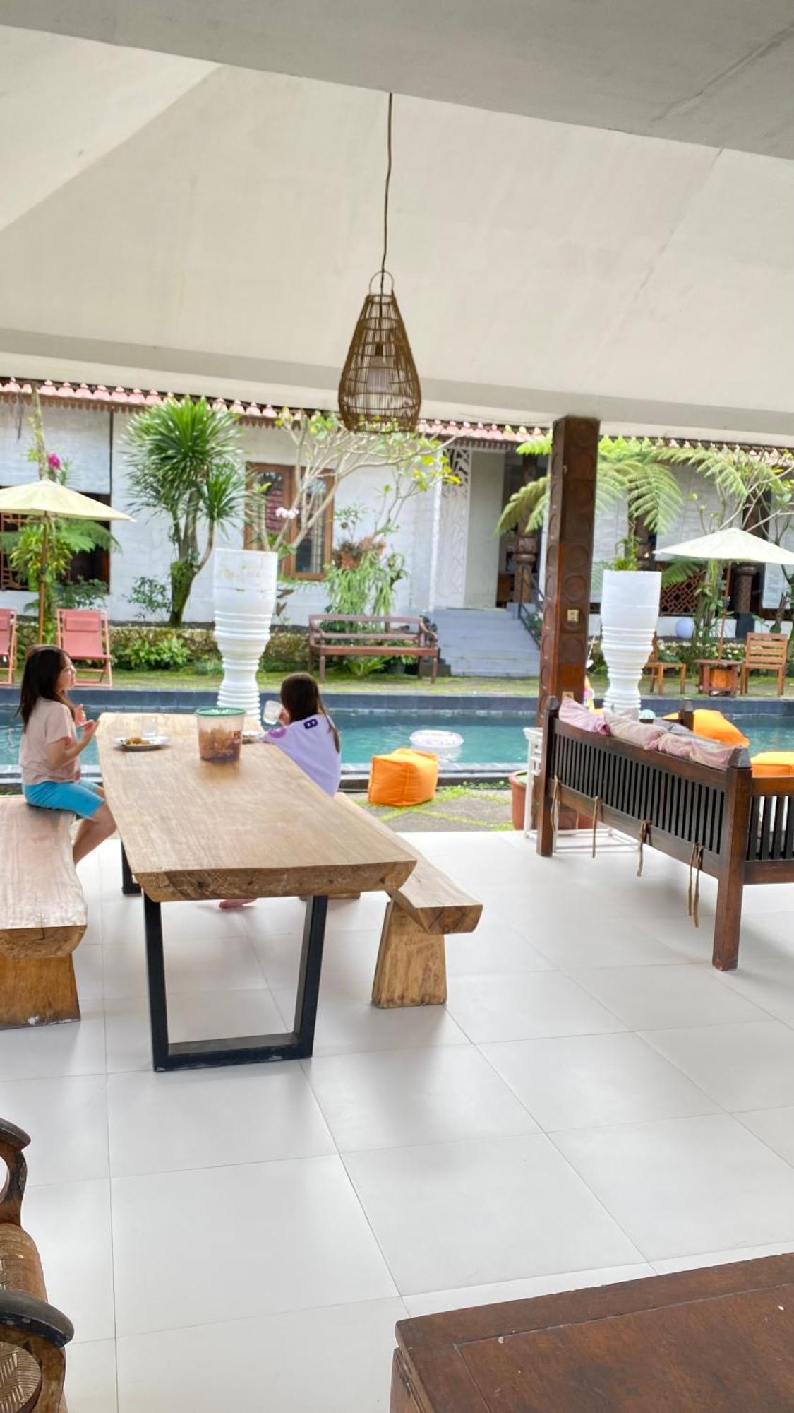Villa Padi Tjangkringen Buitenkant foto